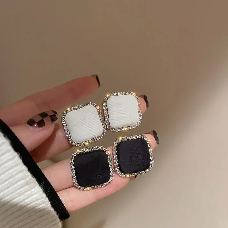 Korean Fashion Houndstooth Heart Earrings for Women Crystal Square Geometrice Stud Earrings Luxury Wedding Party Jewelry Gift